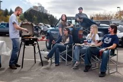 Vango Camp Chef Explorer 14 Single Stove 9 Vango Camp Chef Explorer 14 Single Stove -Outdoor Camping Shop 2021 campchef lifestyle pro30 hires1 min