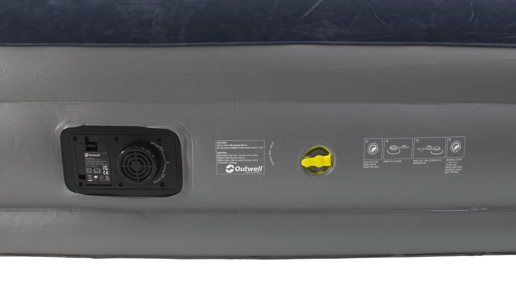 Outwell Flock Superior Double Airbed With Built-in Pump 4 Outwell Flock Superior Double Airbed With Built-in Pump - Image 2