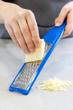 Colourworks Set Of 4 Handheld Graters -Outdoor Camping Shop ghw93ntotax23qcdapoc 34710